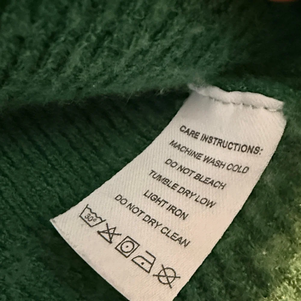 Emerald Green Peplum Button Down V-Neck Cardigan size M - Picture 3 of 13